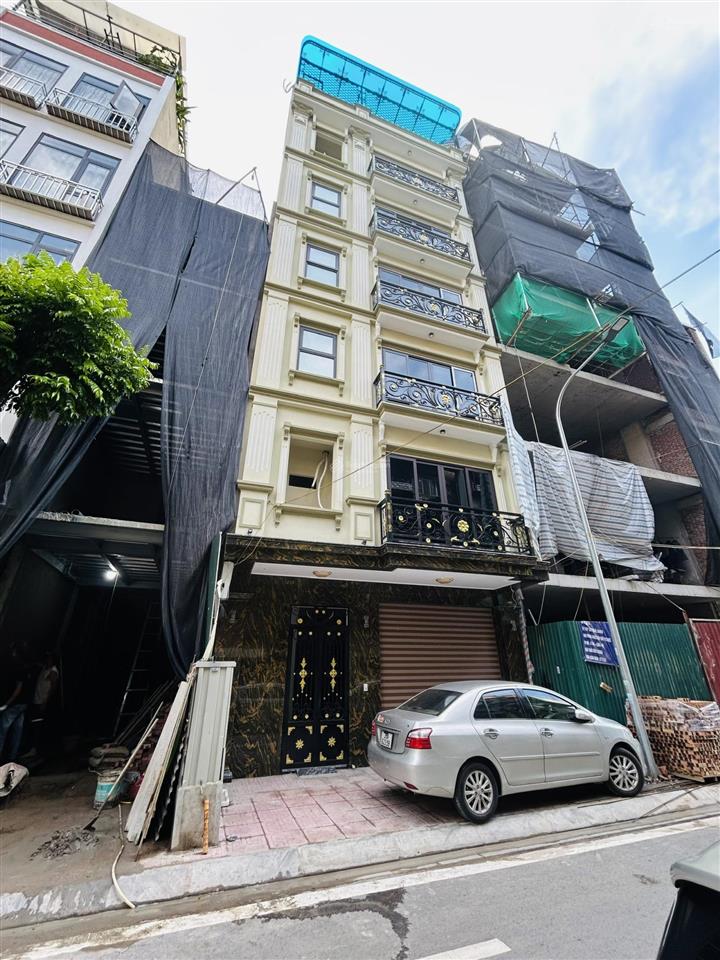 Bán nhà mặt phố trung tâm quận ba đình. 55 m2, 9 tầng, thang máy, mt 5,6 m. giá 34 tỷ. 0903 268 ***.