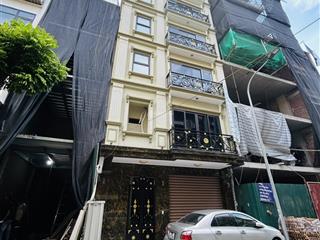 Bán nhà mặt phố trung tâm quận ba đình. 55 m2, 9 tầng, thang máy, mt 5,6 m. giá 34 tỷ. 0903 268 ***.