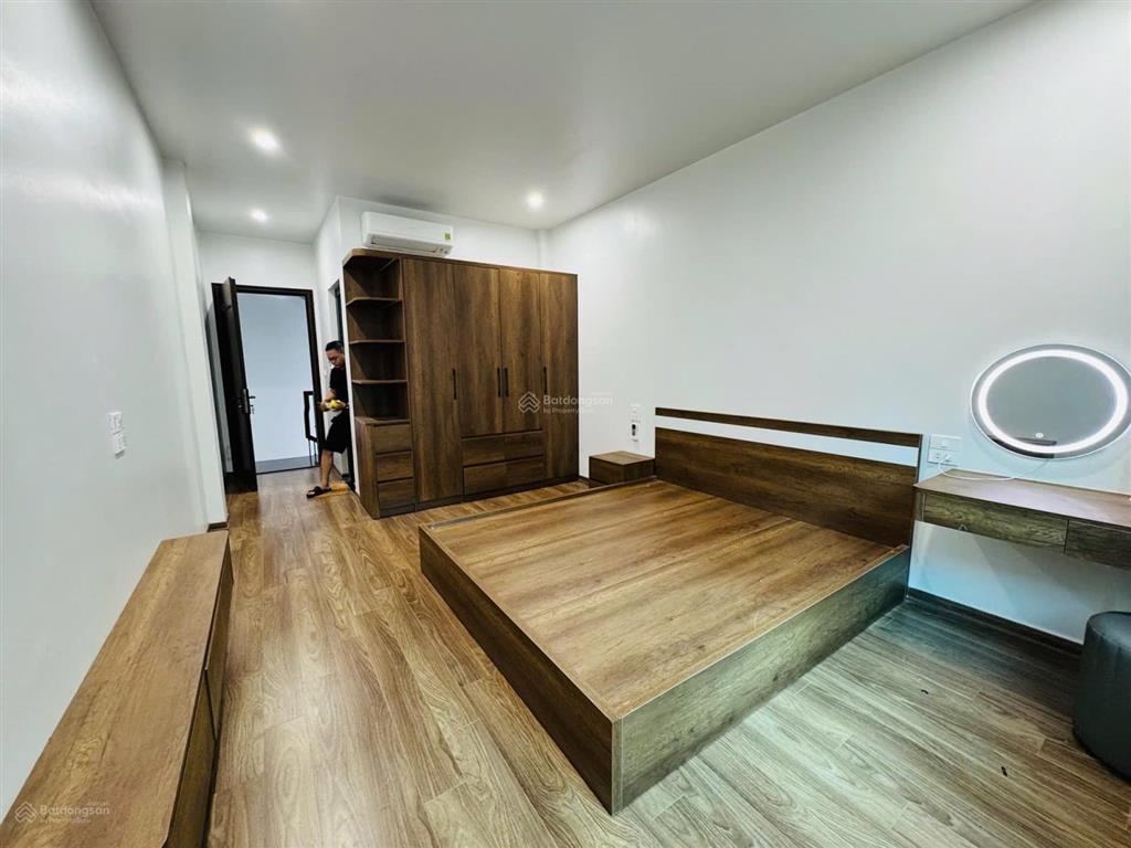 Bán nhà phân lô cầu giấy nguyễn khánh 35m x xây 5 tầng mt 3.6m nhỉnh 9 tỷ  đt 0978 569 ***
