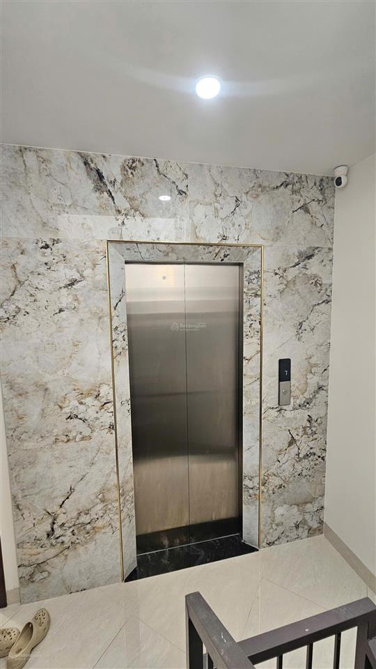 Bán tòa căn hộ dòng tiền lô góc 3 mặt thoáng  view hồ tây  116m2, 8 tầng, nhỉnh 19tỷ, 0978 569 ***