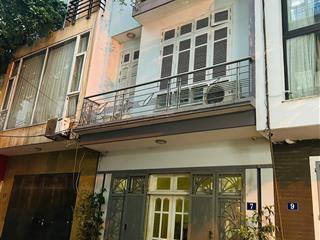 Bán nhà khương trung sát ngã tư sở 32m mt 3,9m cách royal city 200m 5,8 tỷ , ô tô cách 10 m