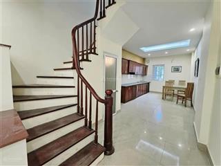 Cực hiếm! bán nhà phân lô ngõ phố láng hạ  36 m2, mt 6 m, 6 tầng thang máy  10,9 tỷ, 0978 569 ***
