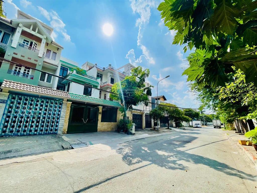 Siêu phẩm! nhà 4 tầng ngang 7m dài 21m view sông sài gòn  hẻm 12m đường bình lợi  chỉ 19 tỷ