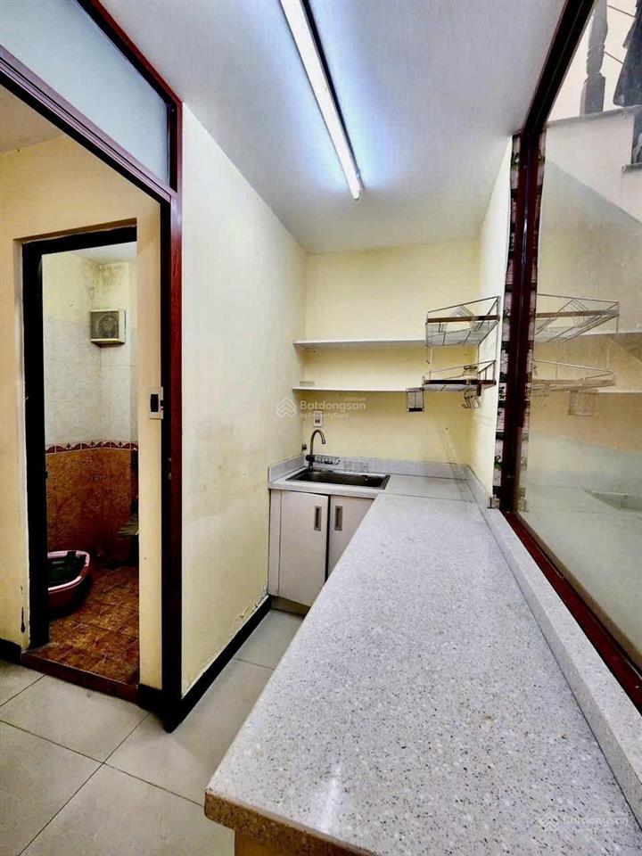 Tôi bán nhà 101/ thành thái, q10  đất 44m2 | 4 tầng 4pn siêu rẻ chỉ