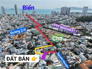 Đất bên cạnh chợ vĩnh hải chỉ 2tỷ550  rất đáng ở cho gia đình cần sự tiện lợi lâu dài