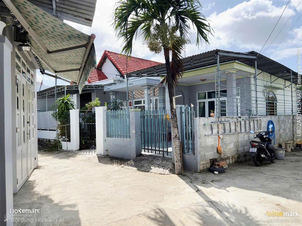 Vĩnh thái, nhà cấp 4 đã hoàn công rộng rãi phù hợp an cư tại nha trang
