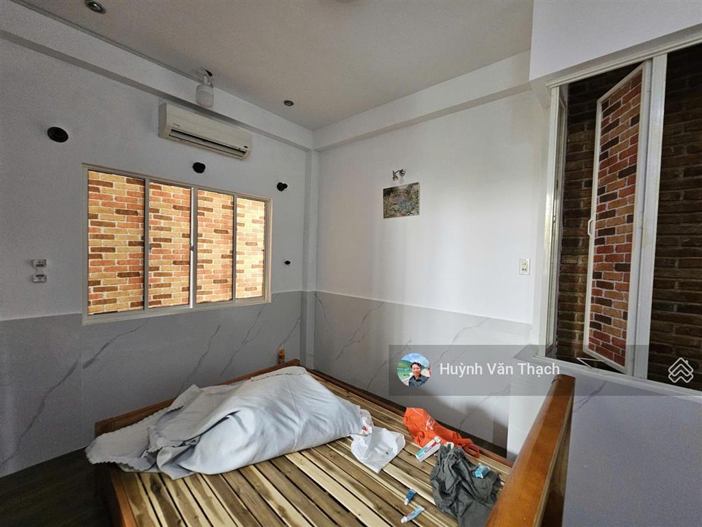 Nhà 4 tầng tttp nha trang giá 5ty phù hợp an cư tại trung tâm nha trang