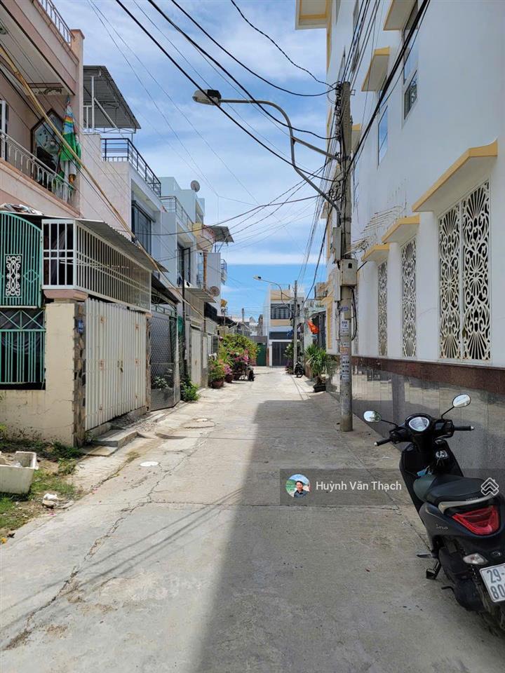 Hòn sện , vĩnh hoà  phường bắc nha trang ,nhà 2 tầng ngay công viên xanh mát