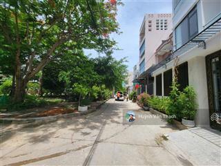 Hòn sện , vĩnh hoà  phường bắc nha trang ,nhà 2 tầng ngay công viên xanh mát