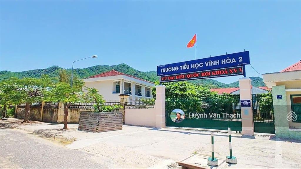 Hòn sện , vĩnh hoà  phường bắc nha trang ,nhà 2 tầng ngay công viên xanh mát