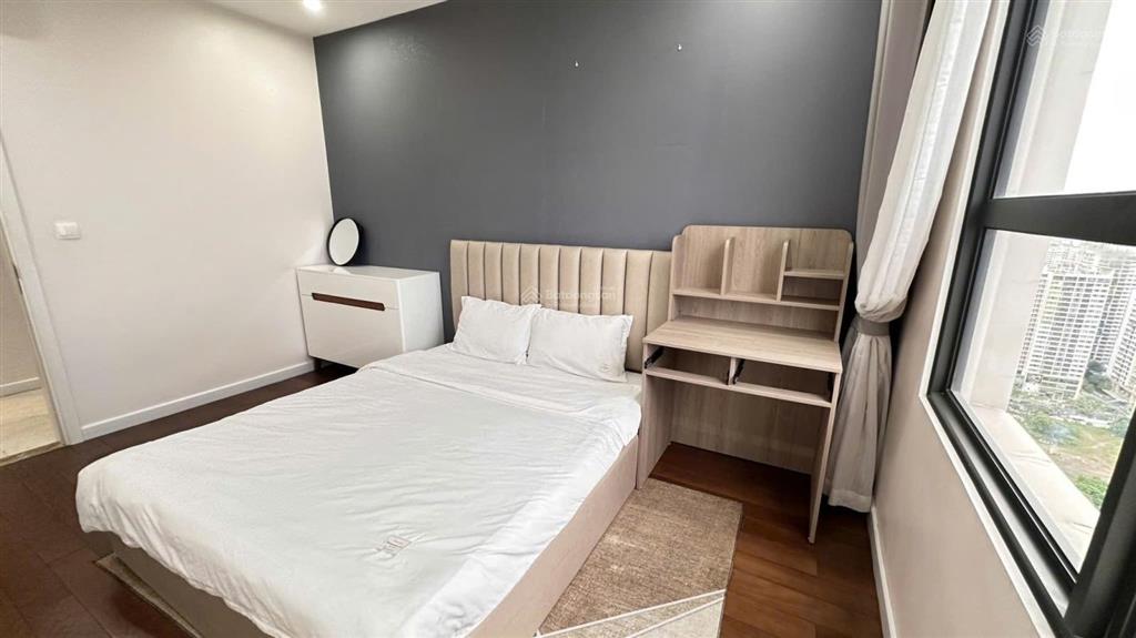 Giảm 800 triệu! chính chủ bán gấp căn hộ 2pn dt 70m2 imperia garden, full đồ đẹp, sổ hồng lâu dài