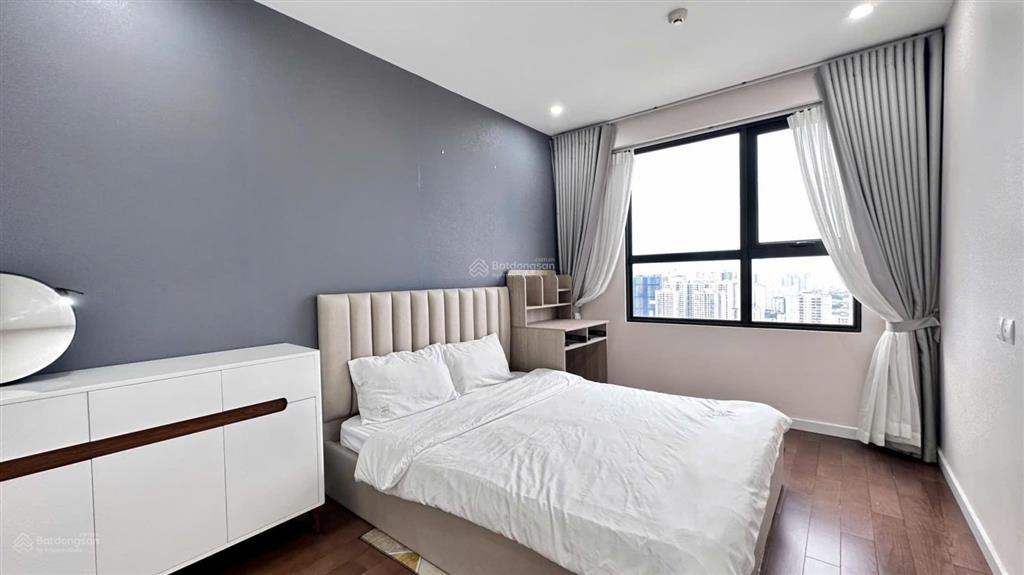 Giảm 800 triệu! chính chủ bán gấp căn hộ 2pn dt 70m2 imperia garden, full đồ đẹp, sổ hồng lâu dài