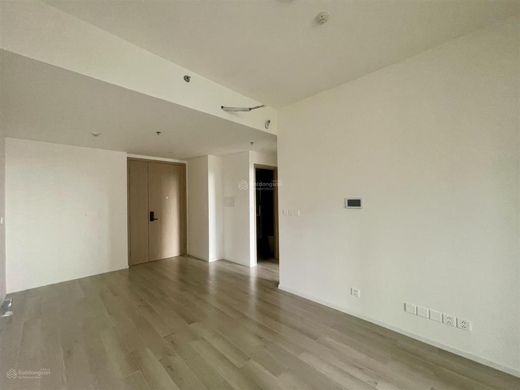 Bán 1pn+1 lumiere boulevard 55m2 ngộp. sẵn sàn gỗ, thiết bị vệ sinh cao cấp. giá chốt 3,1 tỷ all in