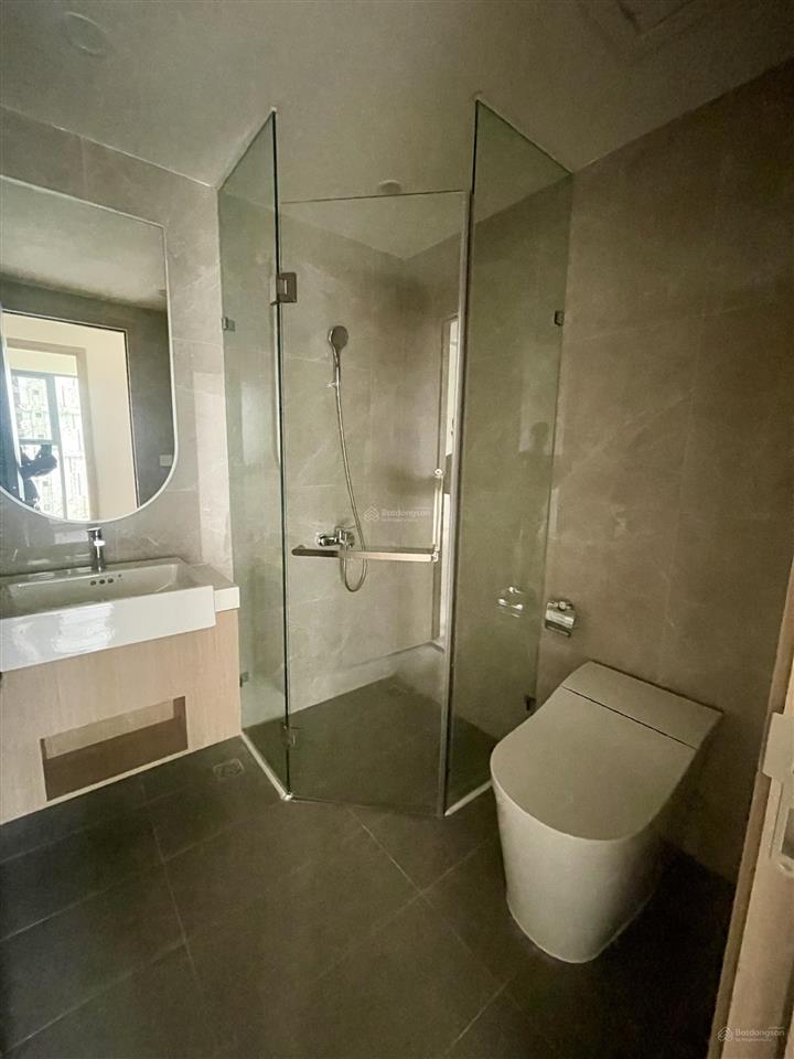 Bán 1pn+1 lumiere boulevard 55m2 ngộp. sẵn sàn gỗ, thiết bị vệ sinh cao cấp. giá chốt 3,1 tỷ all in