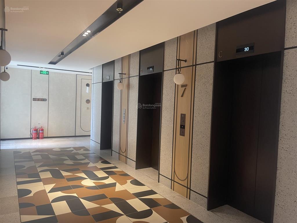 Căn hộ giá tốt 3pn2wc view công viên 36ha, hướng đông nam, dt 96m2, hđmb ký cđt giá 6,4 tỷ 100%