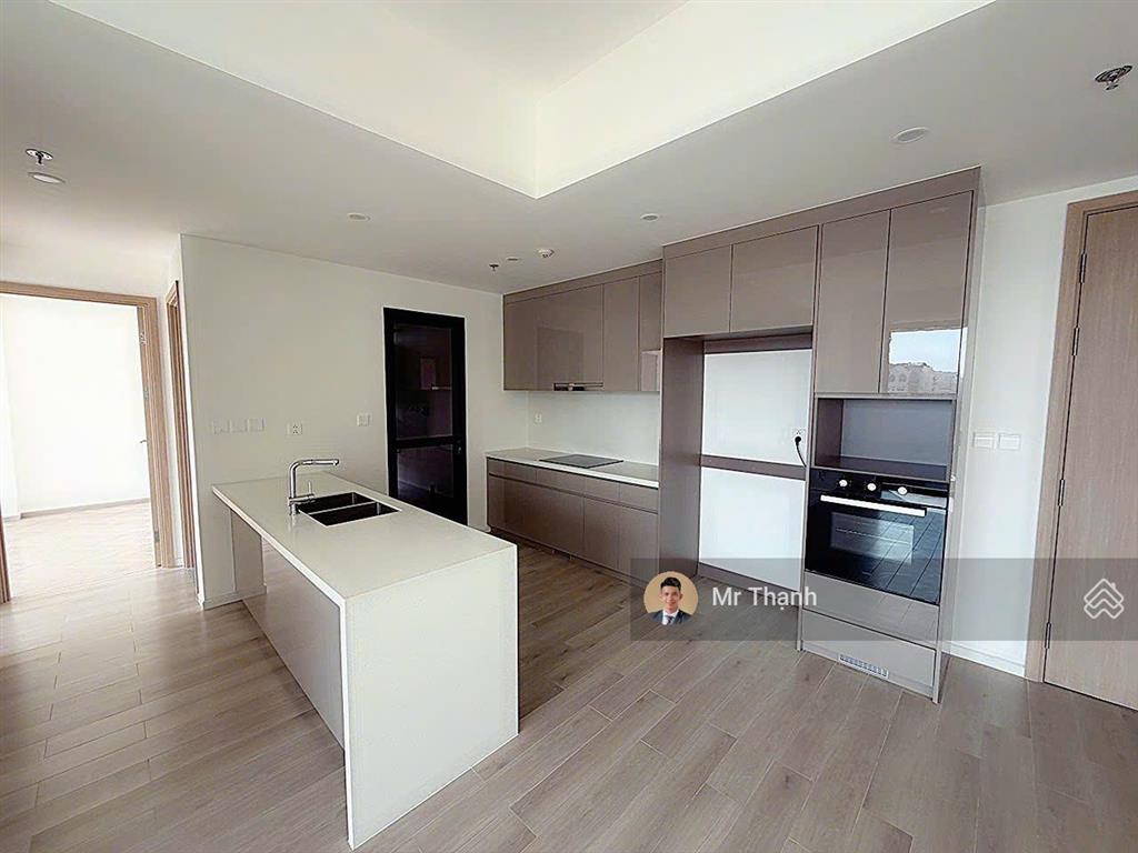 Căn hộ giá tốt 3pn2wc view công viên 36ha, hướng đông nam, dt 96m2, hđmb ký cđt giá 6,4 tỷ 100%