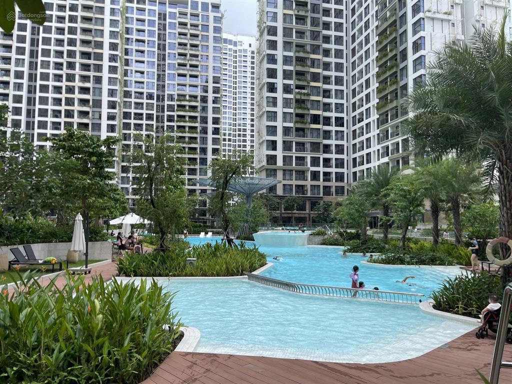 Căn hộ giá tốt 3pn2wc view công viên 36ha, hướng đông nam, dt 96m2, hđmb ký cđt giá 6,4 tỷ 100%
