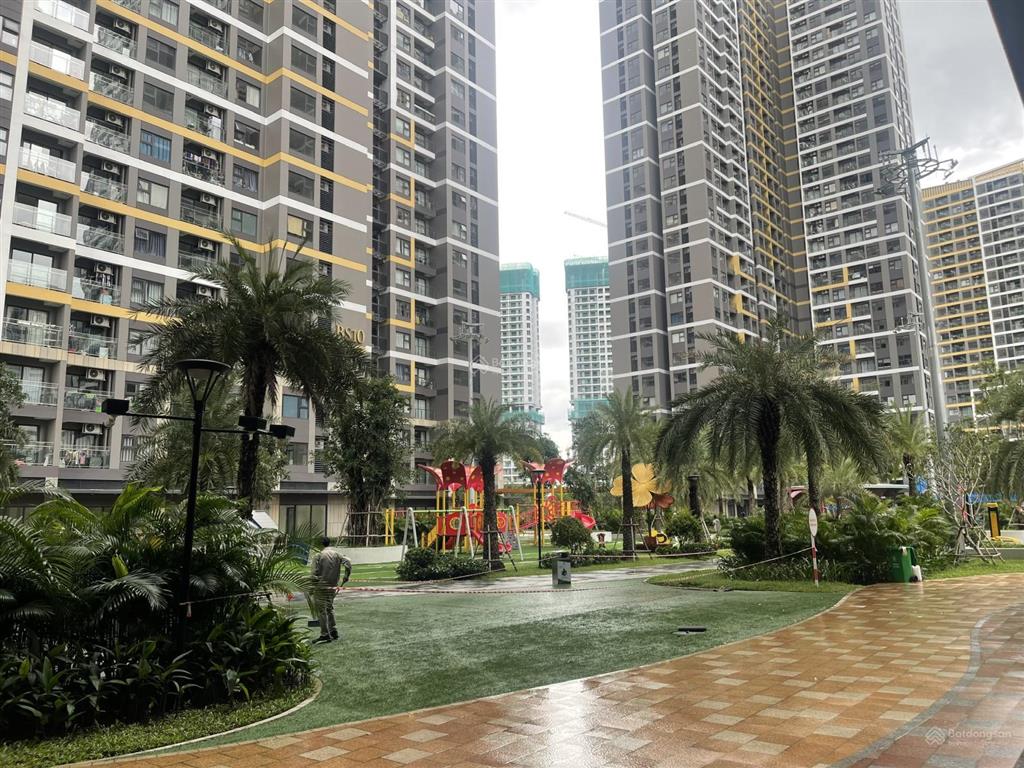 Bán shophouse khối đế dt 50m2 giá đầu tư 5.8 tỷ ra sổ lâu dài, mặt công viên da vinhomes grand park