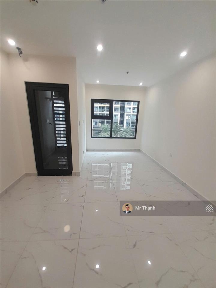 Ôm trọn vincom bán studio glory heights 30m2 ngay tâm điểm mua sắm. giá cực tốt 2 tỷ. mua là lời!