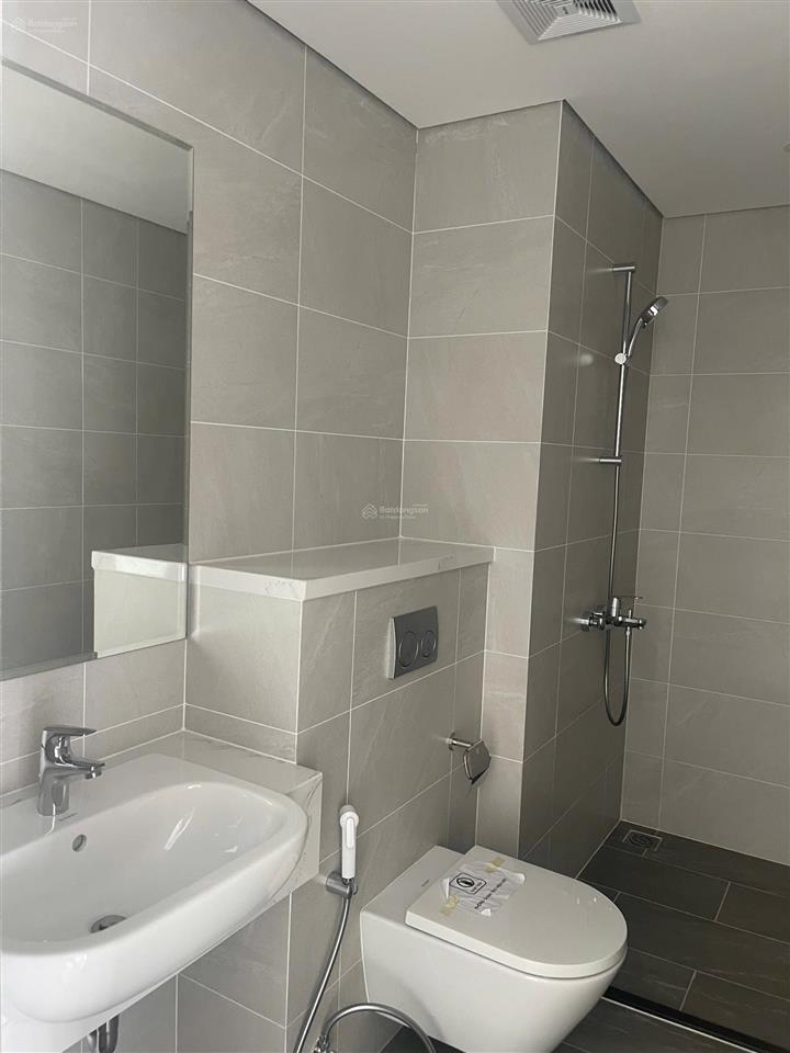 Ôm trọn vincom bán studio glory heights 30m2 ngay tâm điểm mua sắm. giá cực tốt 2 tỷ. mua là lời!
