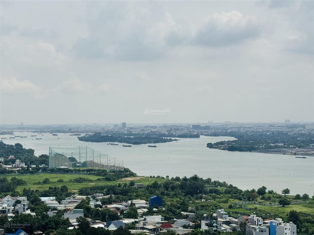 Chủ đầu tư bán the beverly góc 2pn 80m2 tòa be, tầng trung view sông. giá 4,8 tỷ già full 100%