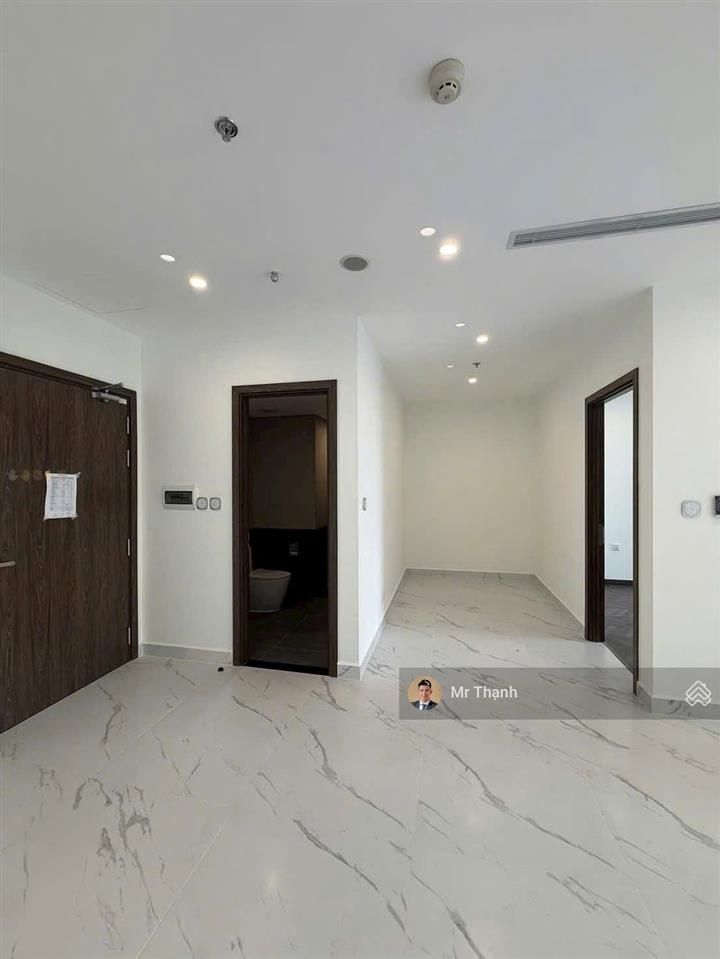 Giảm sâu 2,8 tỷ allin, căn hộ 1pn + 55m2 tầng cao view skyline hướng tây tứ trạch view sông