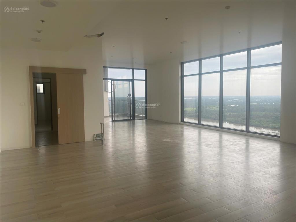 Độc quyền bán penthouse masteri lumiere, dt 220m2,giá 17.5 tỷ, tầm nhìn bao quát sông & landmark 81
