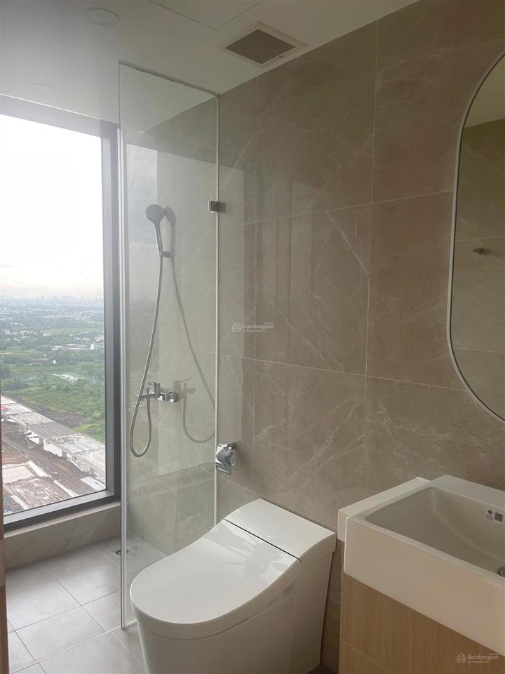 Độc quyền bán penthouse masteri lumiere, dt 220m2,giá 17.5 tỷ, tầm nhìn bao quát sông & landmark 81