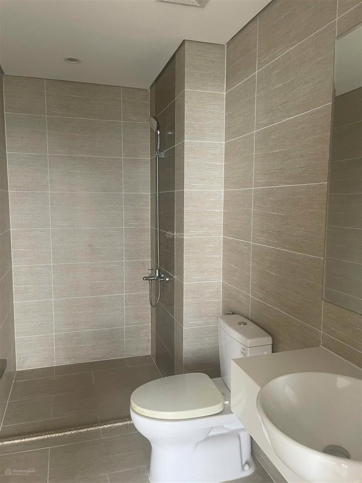 Độc quyền căn góc 2pn+ , dt69m2, giá 3.25 tỷ, view đông nam nhìn sông, không chắn tòa, the rainbow