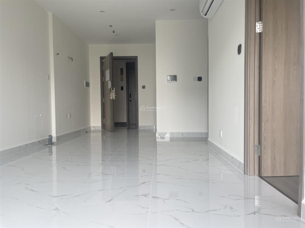 Độc quyền bán căn 2pn2wc, beverly solari, giá 3.330 tỷ, view đông nam nhìn quảng trường, tầng trung
