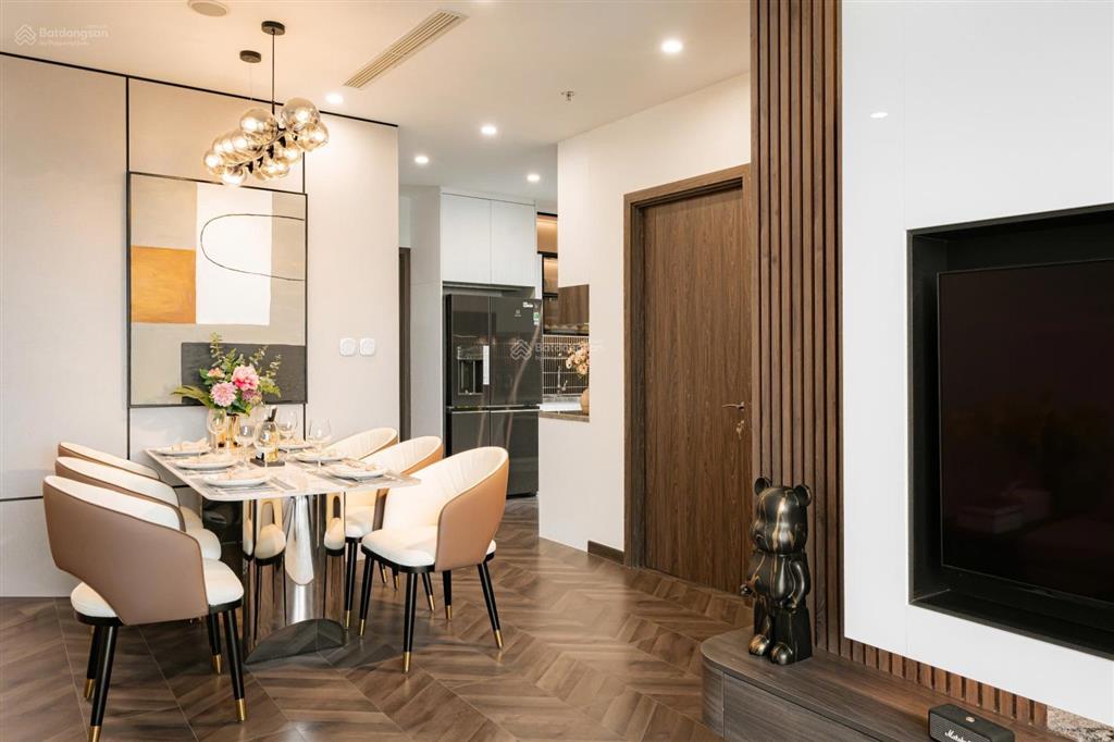 Bán căn 3pn2wc, the opus one view công viên 36ha, giá chỉ 9 tỷ, dt100m2, nhà mới cđt, full nội thất