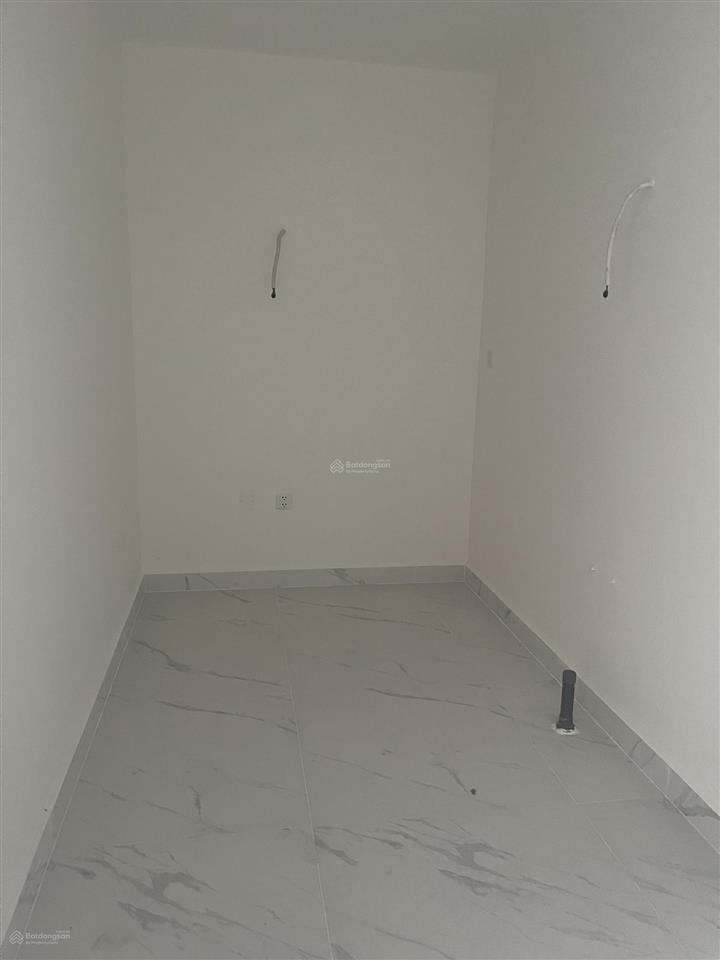 Độc quyền căn 1pn + giá 3.5 tỷ, đã có sổ, dt54m2, the beverly  vinhomes q9, tầng trung view thoáng