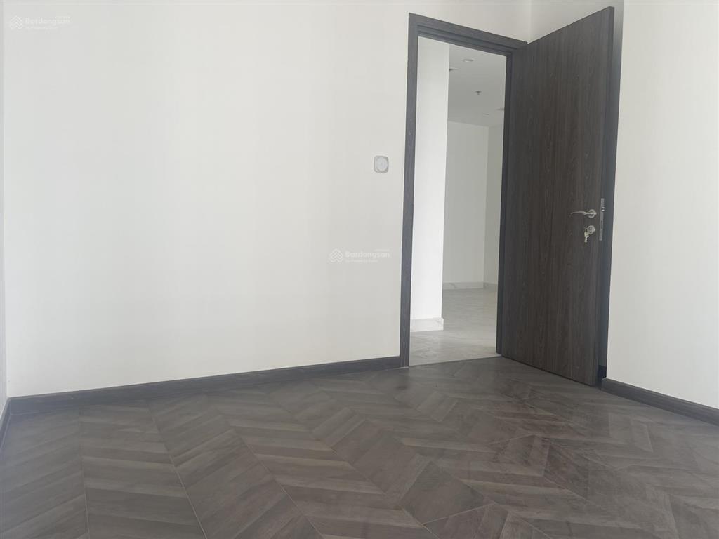 Độc quyền căn 1pn + giá 3.5 tỷ, đã có sổ, dt54m2, the beverly  vinhomes q9, tầng trung view thoáng