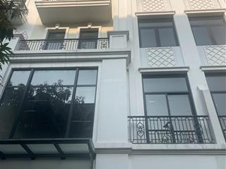 Độc quyền bán căn nhà phố manhattan, dt84m2, 5 tầng, giá 17 tỷ, sẵn sổ, nhà thô, sát công viên 36ha