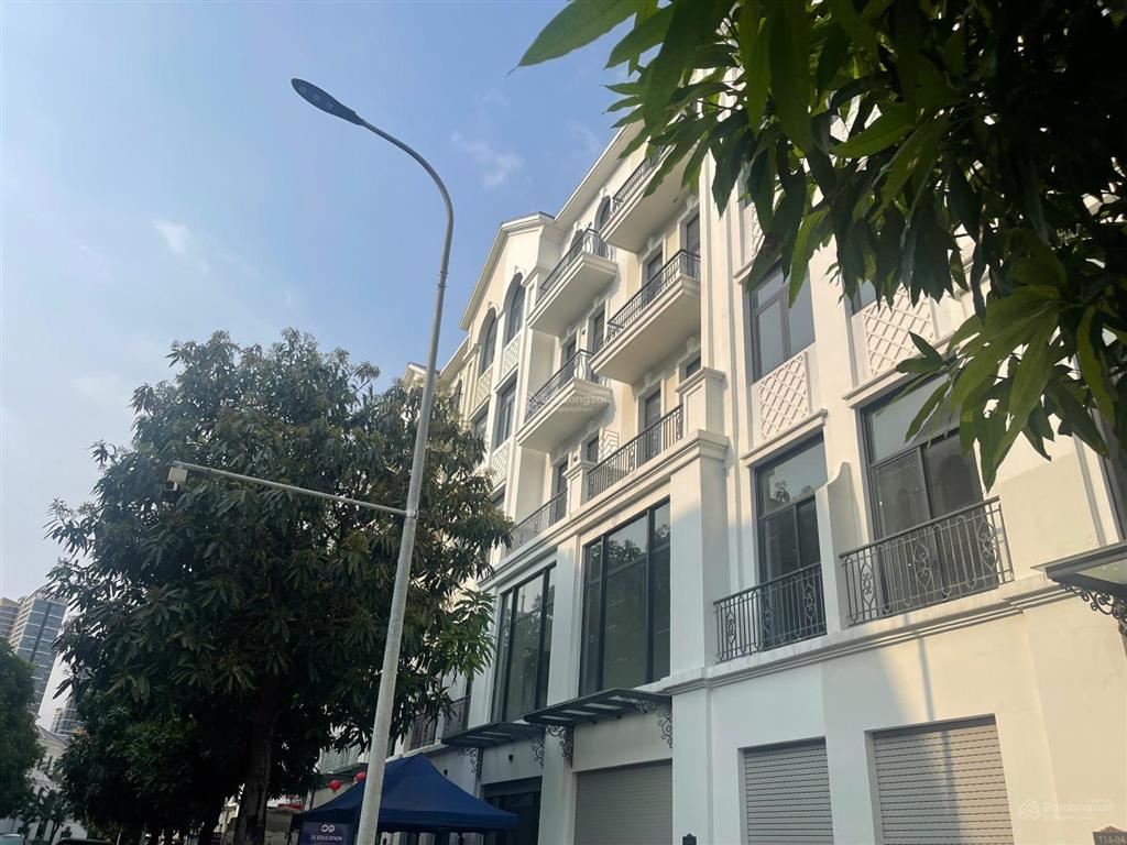 Độc quyền bán căn nhà phố manhattan, dt84m2, 5 tầng, giá 17 tỷ, sẵn sổ, nhà thô, sát công viên 36ha