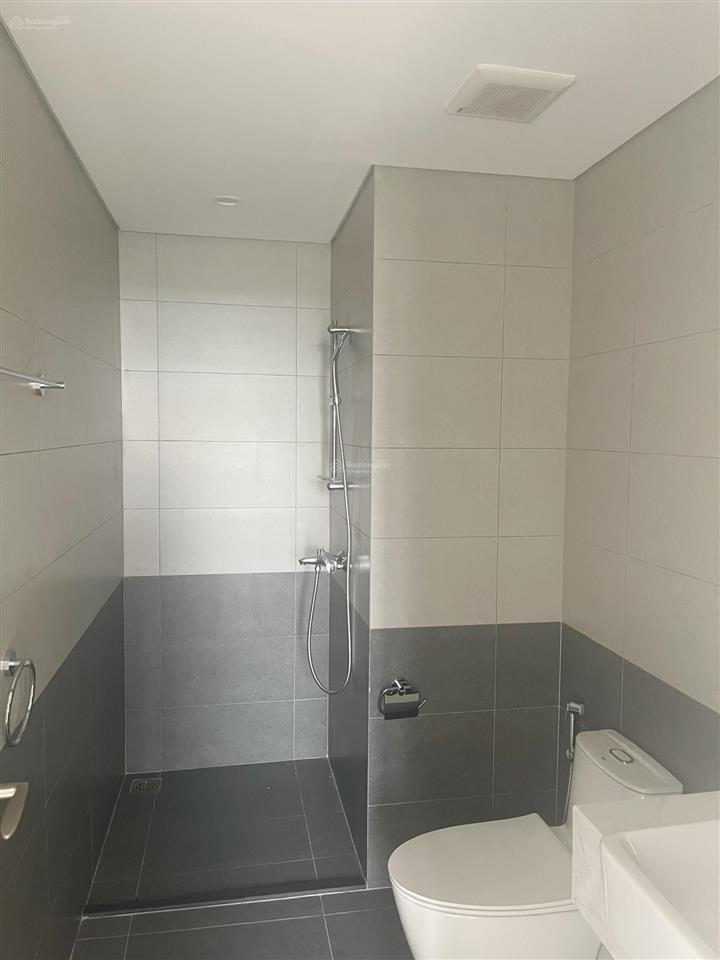 Hiếm có căn 3pn, hướng mát view trực diện công viên 36ha, giá 8 tỷ, 100m2, the beverly  vinhomes