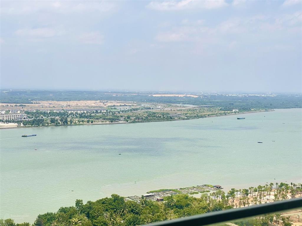 Bán căn 3pn 2wc, the beverly  vinhomes q9, dt 91m2, giá 7.5 tỷ, tầm view sông đồng nai thoáng mát