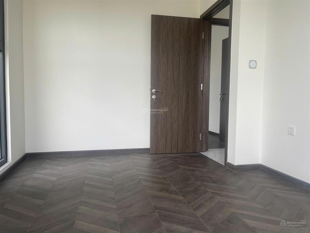 Bán căn 3pn2wc view trực diện công viên 36ha, giá 8,299 tỷ, dt 100m2, the beverly  vinhomes quận 9