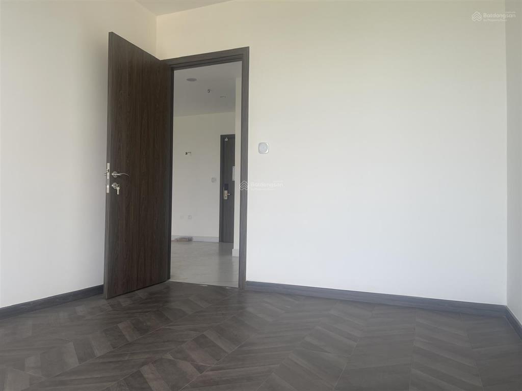 Bán căn 1pn, dt54m2, giá 3 tỷ, the beverly, vinhomes quận 9, tầng trung view thoáng, nhà mới ở ngay