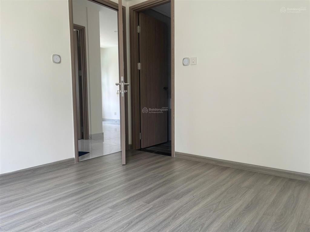 Cần bán căn góc 2pn+, dt 69m2, giá 3,8 tỷ, glory heights vinhomes q9, tầng trung view nhìn hồ bơi