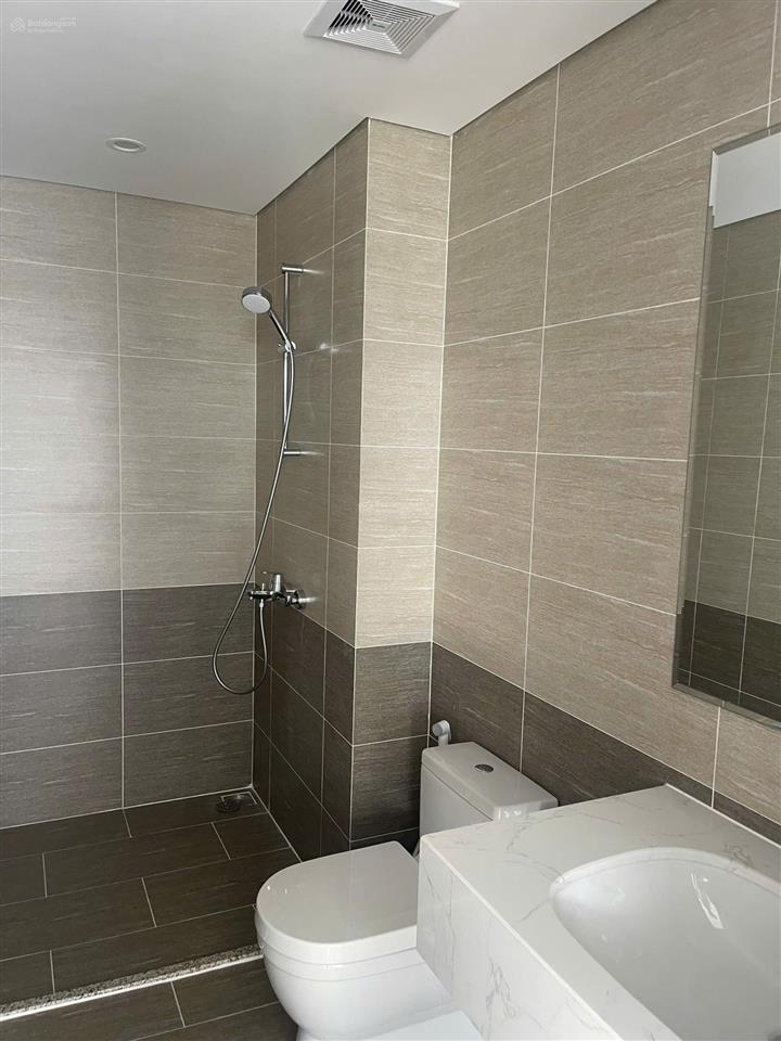 Cần bán căn góc 2pn+, dt 69m2, giá 3,8 tỷ, glory heights vinhomes q9, tầng trung view nhìn hồ bơi