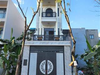 Bán nhà 4 tầng đường lò lu, đường 10m, giá 6,6 tỷ/67m2