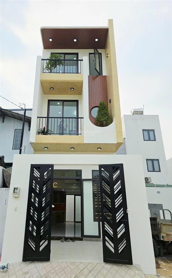 Nhà 3 tầng đường trường lưu. long trường q9 giá 4,25 tỷ còn tl