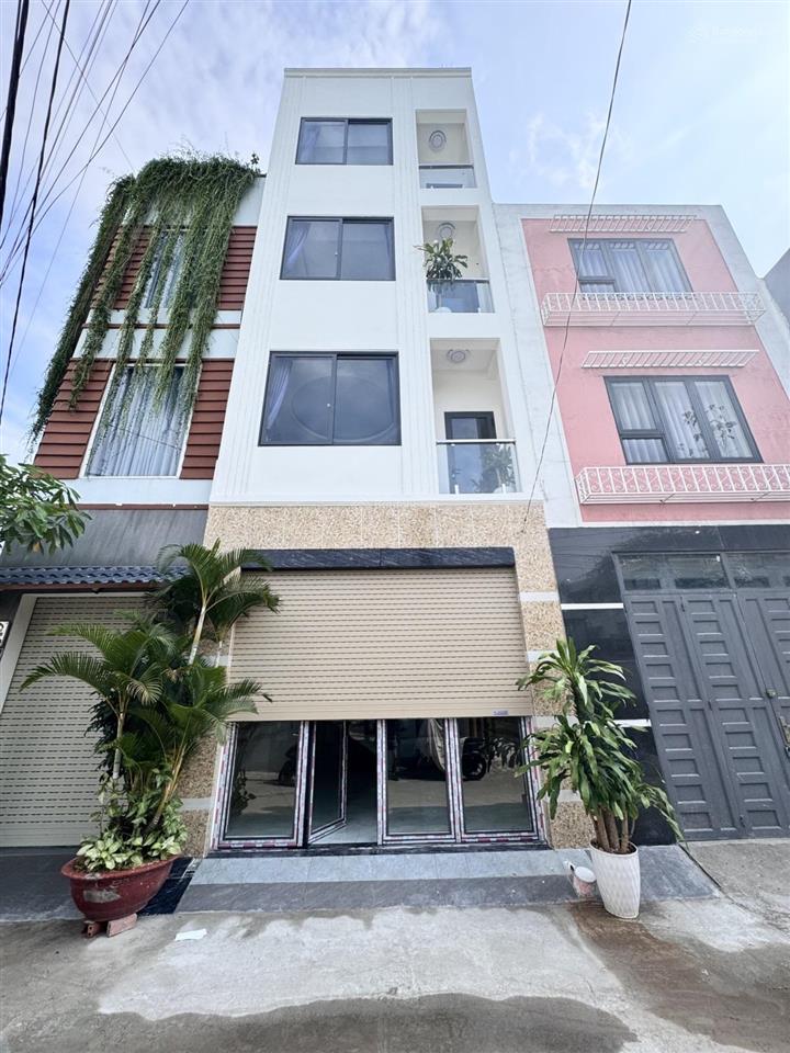 Nhà 4 tầng, hẻm xe hơi, ngay lã xuân oai giá 6,3 tỷ còn tl