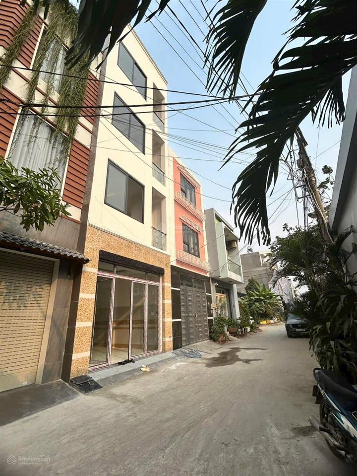 Nhà 4 tầng, hẻm xe hơi, ngay lã xuân oai giá 6,3 tỷ còn tl