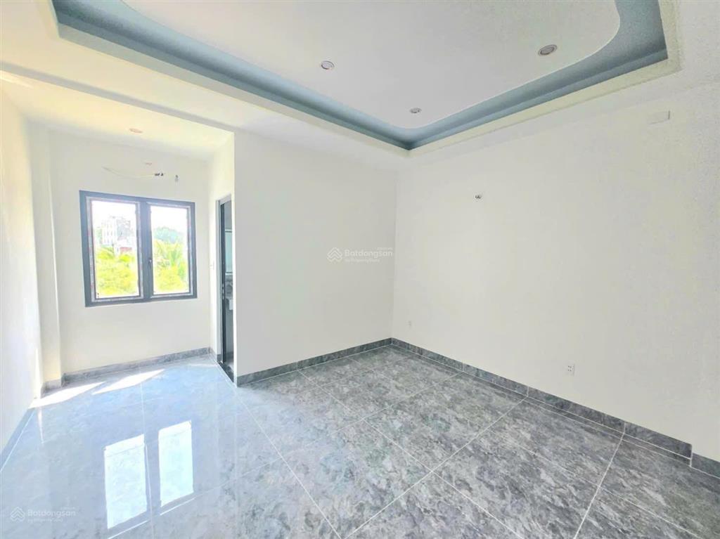 Nhà 4 tầng, hẻm xe hơi, ngay trường đại học tài chính marketing giá 6,6 tỷ/65m2