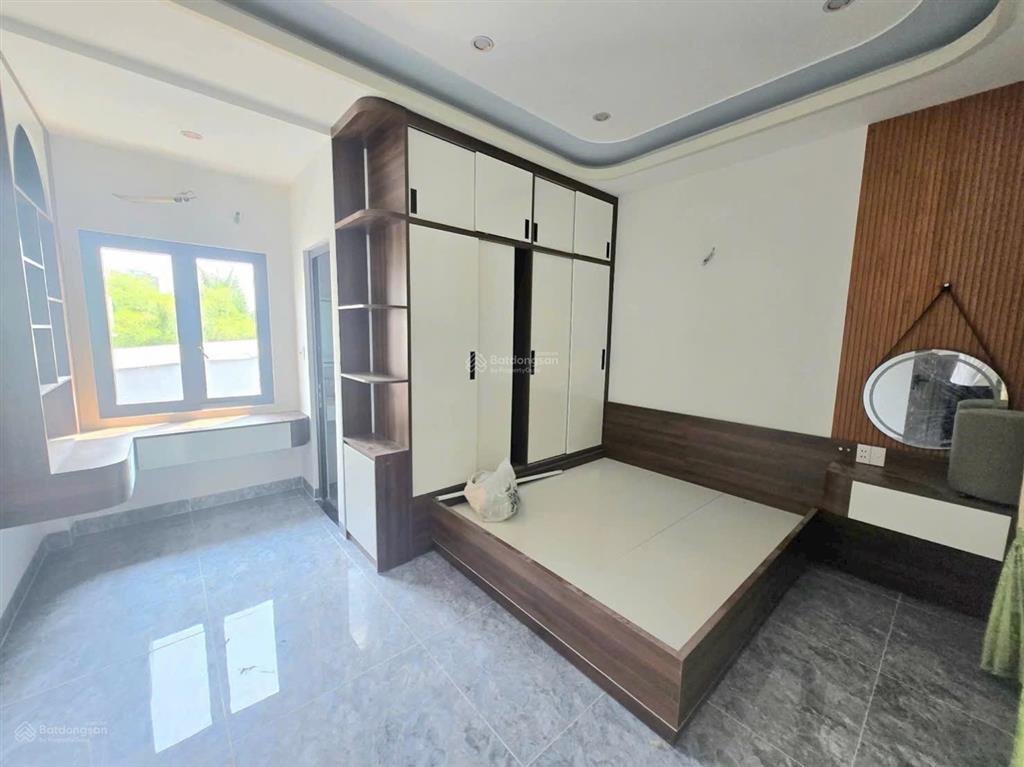 Nhà 4 tầng, hẻm xe hơi, ngay trường đại học tài chính marketing giá 6,6 tỷ/65m2