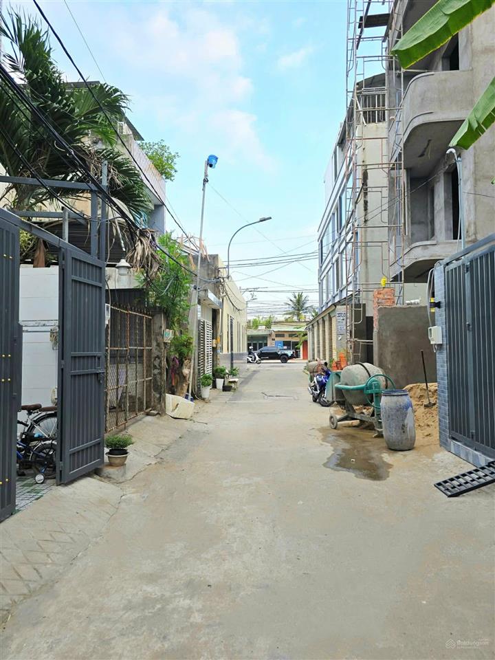 Nhà 4 tầng, hẻm xe hơi, 1 sẹc lò lu, giá 6,2 tỷ/60m2 (còn tl)