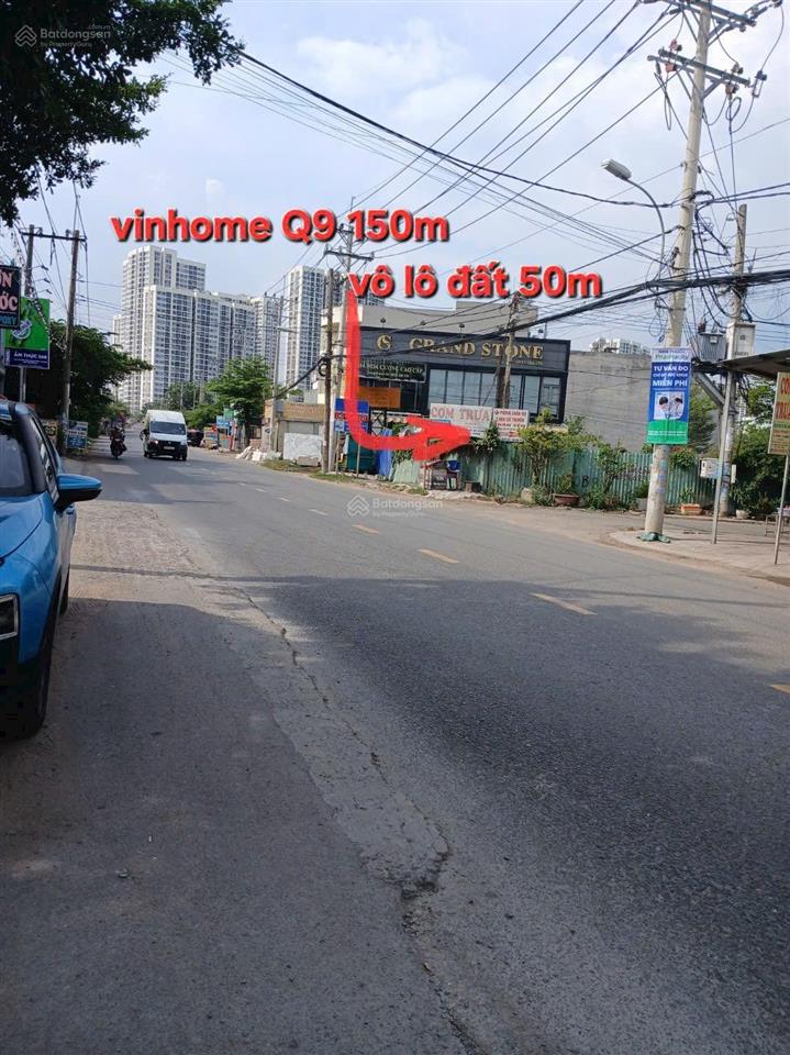 Bán đất hẻ xe hơi 8m. sát vinhoms quận 9, giá 3,4 tỷ/ 60m2 (4x15)