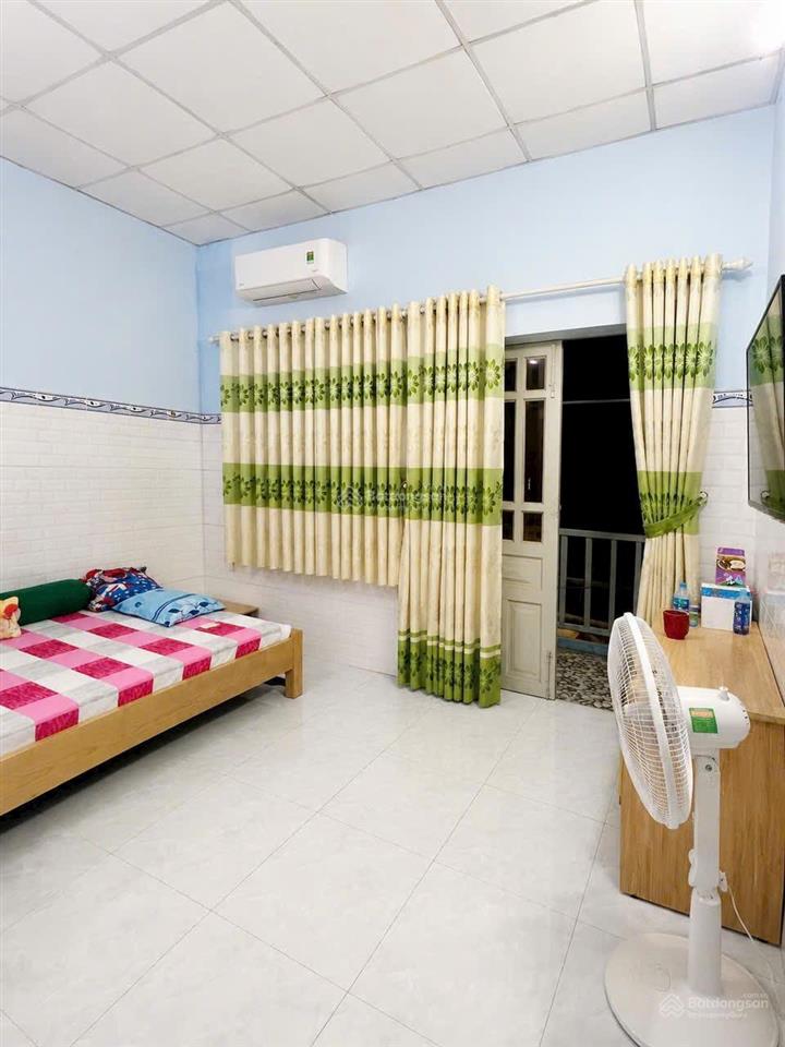 Bán nhà 2 tầng, hẻm xe hơi, phường trường thạnh quận 9, giá 4 tỷ/52m2